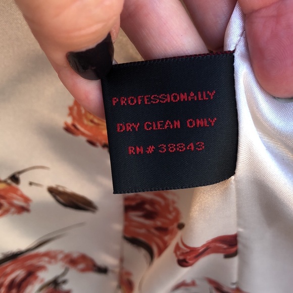 Via Spiga Wool blend Tweed Coat gorgeous lining. EUC. Made in Ukraine. - Picture 5 of 6